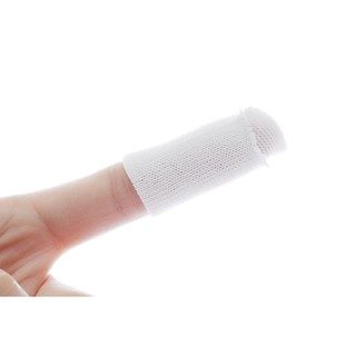 Vệ sinh miệng cho trẻ sơ sinh